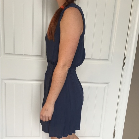 Dress - Picture 3 of 4