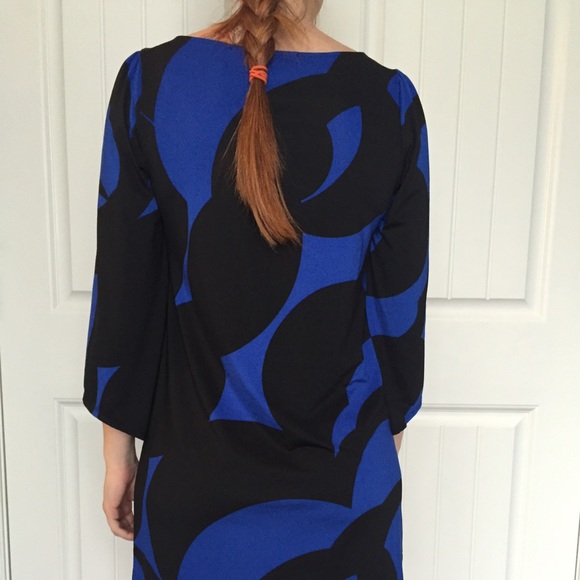 Dress - Picture 4 of 4