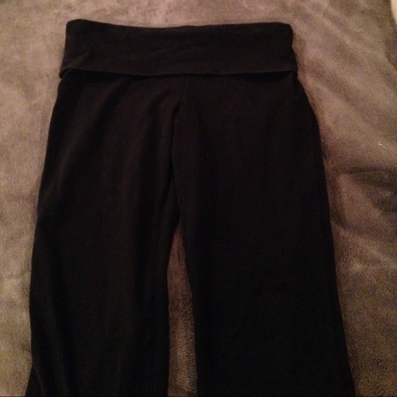 Old Navy yoga pants