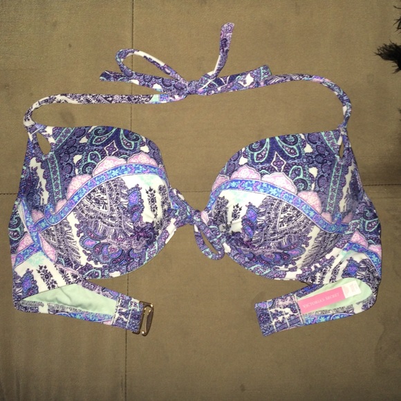 Victorias secret push up bikini top- NWOT