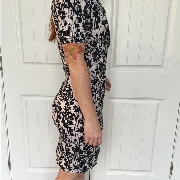 Dress - Picture 2 of 4