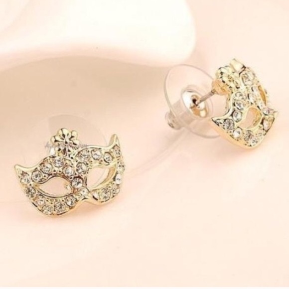 Last one! Masquerade studs! - Picture 3 of 3