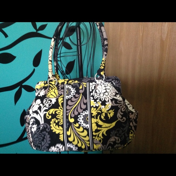 Vera Bradley Handbags - Vera Bradley Frame purse shoulder bag.