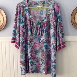 COLORFUL 3/4 SLEEVE TOP