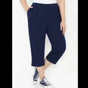 NWT Catherine's navy knit capris 1X+