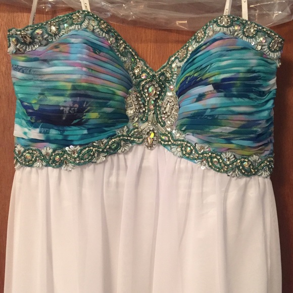 ***SOLD OFF-SITE*** - Picture 3 of 4