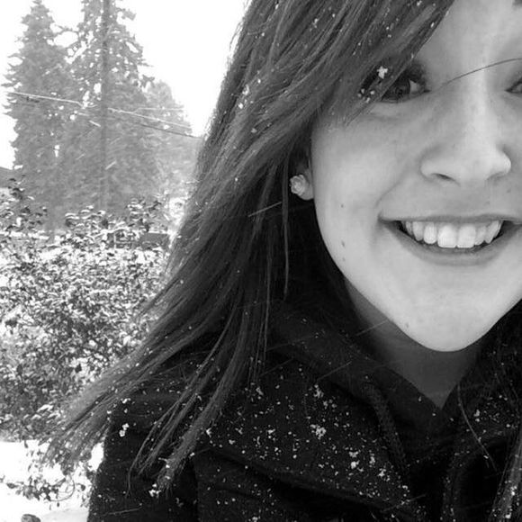 Meet your Posher, Peyton - Picture 1 of 1