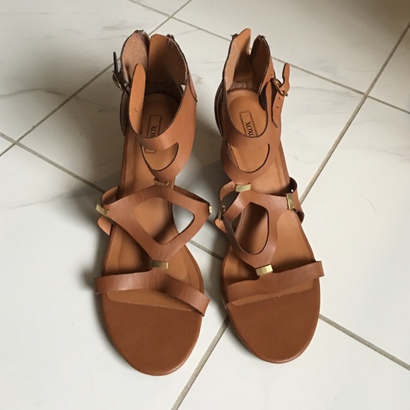 Cognac gladiator wedge.