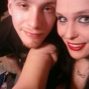 Meet your Posher, Dee dee