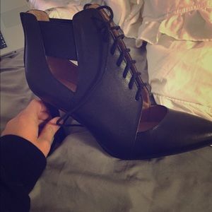 Size 8 Banana Republic Bootie Heels