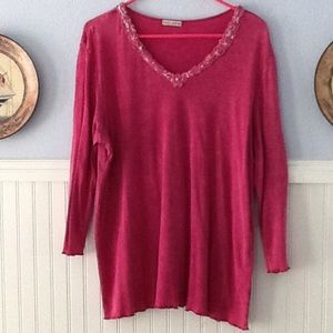 RASPBERRY 3/4 SLEEVE EMBELLISHED TOP
