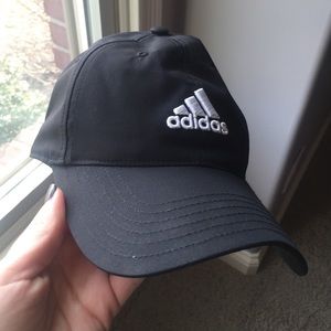 Adidas baseball hat NWOT