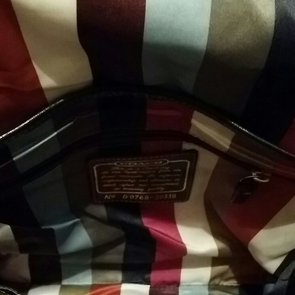 Original Coach hobo gold hardware - Picture 3 of 4