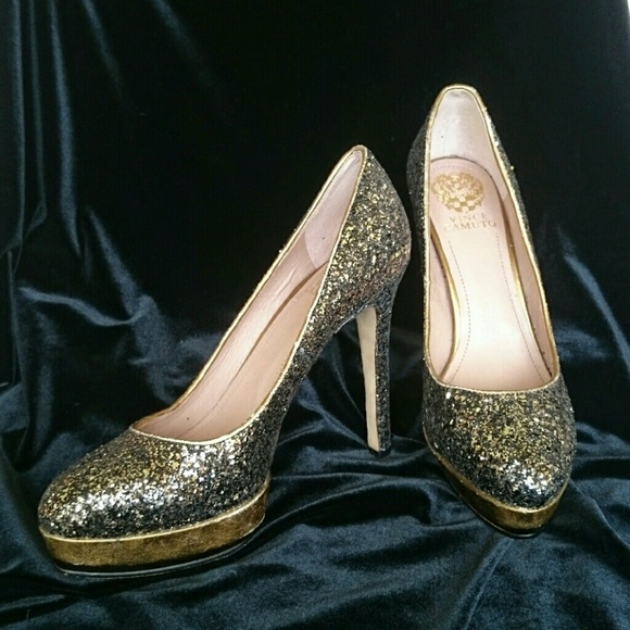 Vince Camuto Shoes - Sale! Vince Camuto Glitter Heels Sz 9