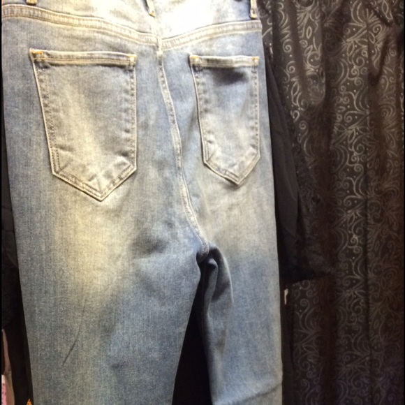 ❤SALE❤️️High Waisted Destroyed Boyfriend Jeans - Picture 4 of 4