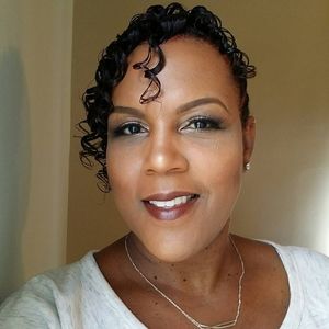 Meet your Posher, Erika mashone