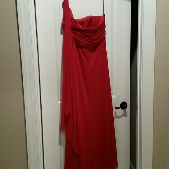 Prom dress - Picture 2 of 2