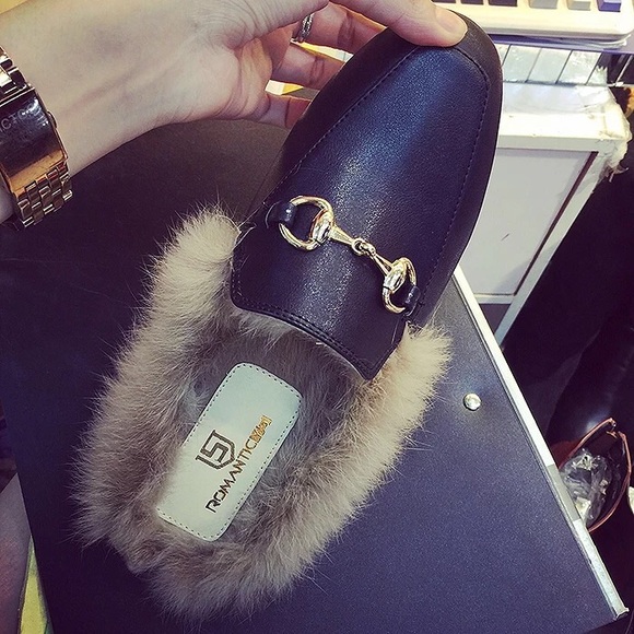 Rabbit fur slip on