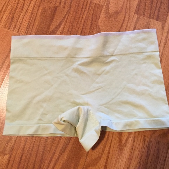 Pale green Steve Madden spandex shorts