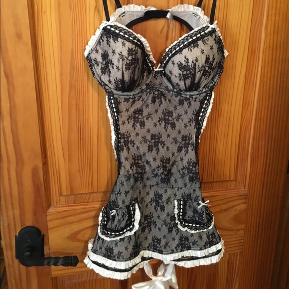 4 piece VS French Maid lingerie outfit!!!