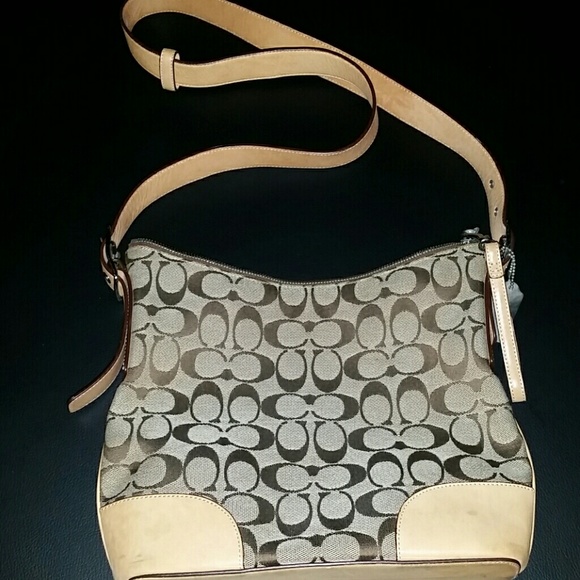 Coach purse - Picture 2 of 2