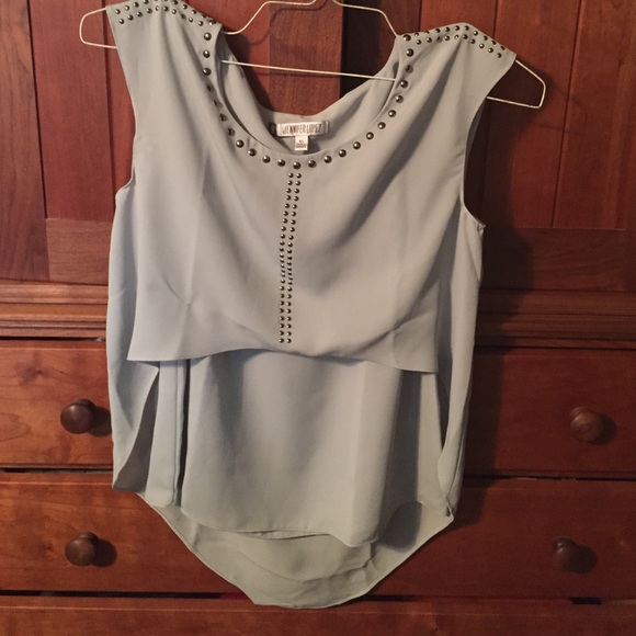 Top - Picture 1 of 1