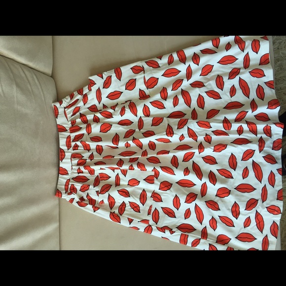 Asos lip print midi skirt- size 6