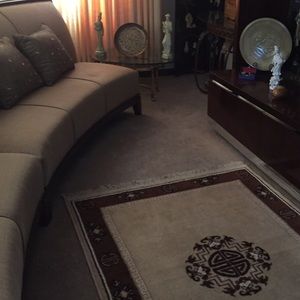 Meet your Posher, Lena