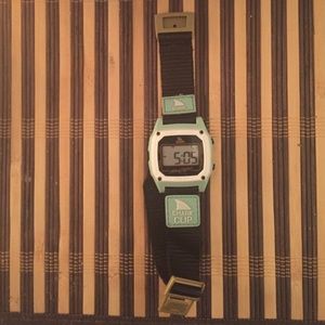 shark freestyle watch perfect condition 2016