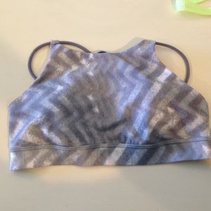 Lululemon sz 8 yoga bra with pads like new cond
