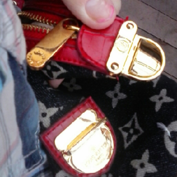 🆘STOLEN💰FLASH SALE 👜 DESIGNER FASHION HANDBAG - Picture 4 of 4