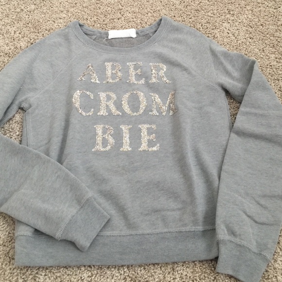 Abercrombie and Fitch light weight sweatshirt