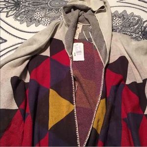 New Billabong ladies poncho large