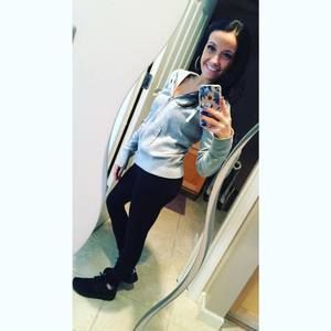 Meet your Posher, Alida