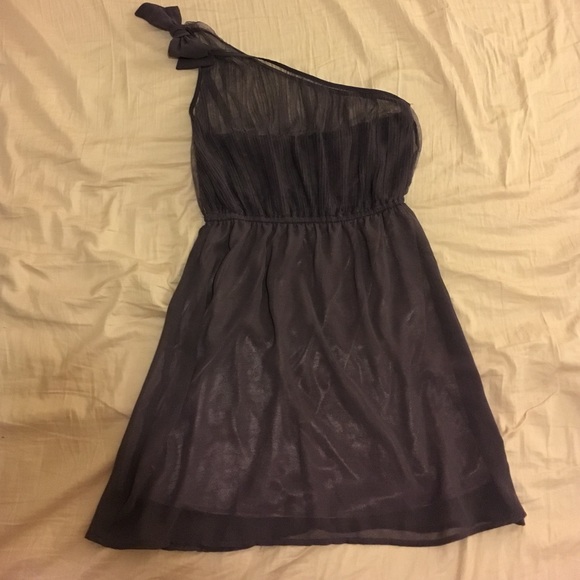 One shoulder dress