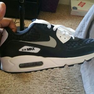 Meet your Posher, Teranee