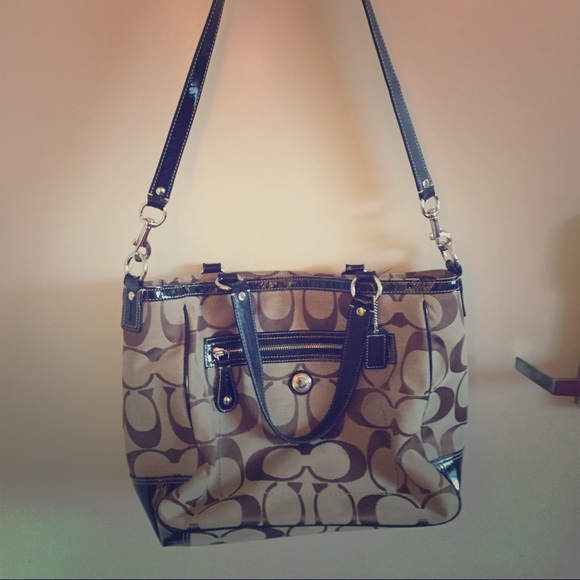 Coach Bag - Picture 1 of 4