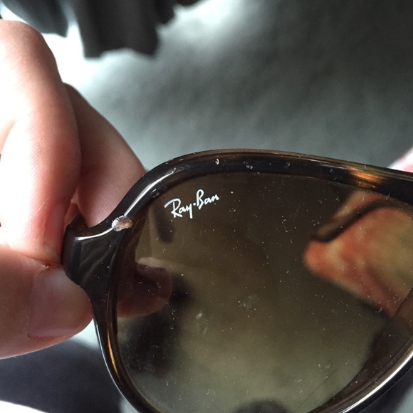 ✨HP✨Authentic Ray Bans. - Picture 3 of 4