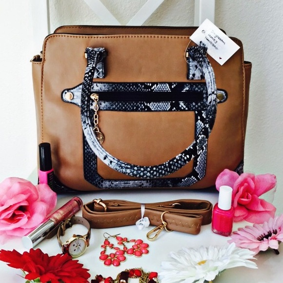 Boutique Handbags - Daydream Honey Handbag