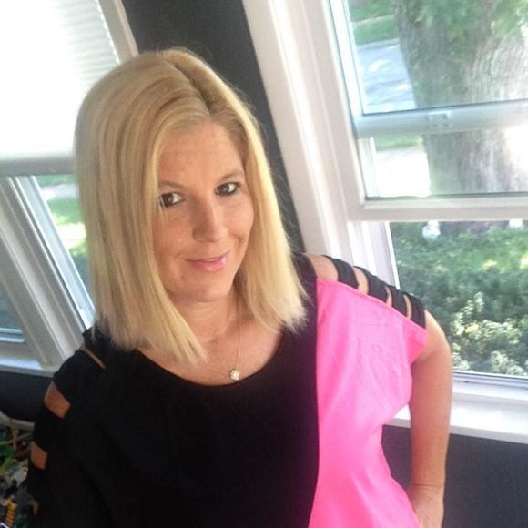 Meet your Posher, Rebecca