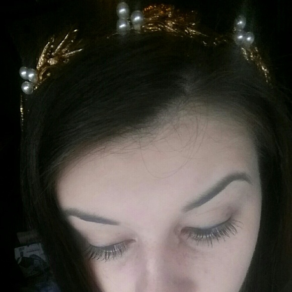 Gold Leaf Headband - Picture 3 of 4