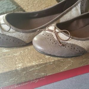 Gray with a hit of brown flats