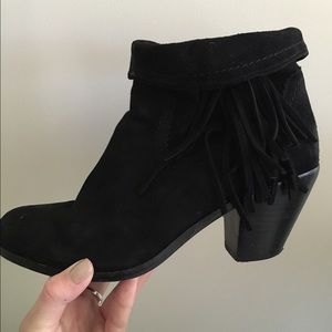 Sam Edelman black fringe booties