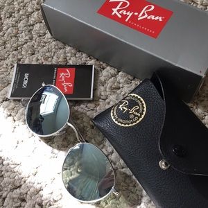 ❌SOLD ❌ Rayban Round Flash Sunglasses