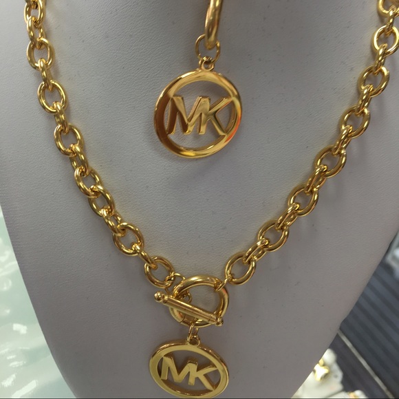 Luxury Mk set earring bracelet necklace - Picture 2 of 2
