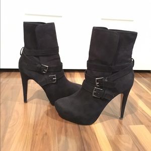 Aldo Black Heel Booties Size 9