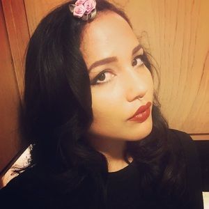 Meet your Posher, Auburn