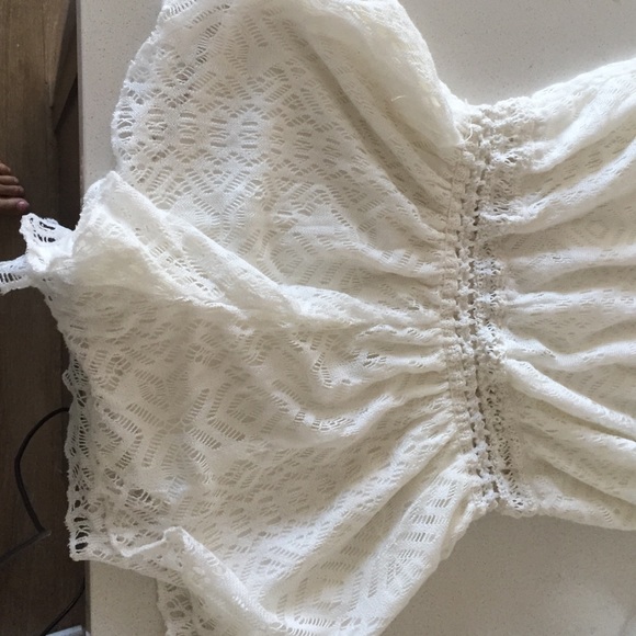 Lace romper - Picture 2 of 3