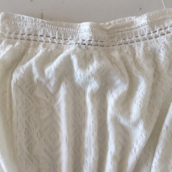 Lace romper - Picture 3 of 3