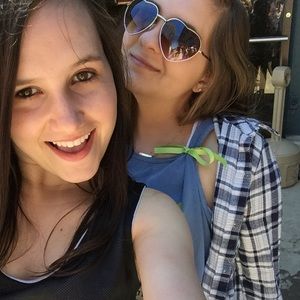 Meet your Posher, Nikki